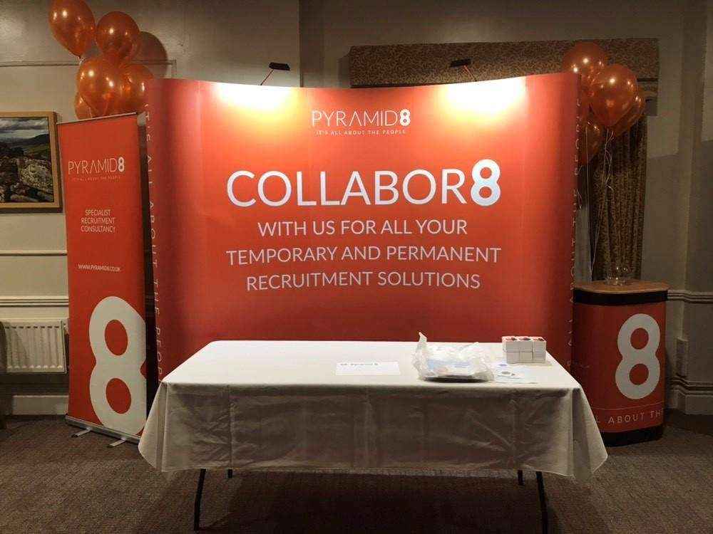 Pop Up Stand 3 x 3 Bundle | Curved